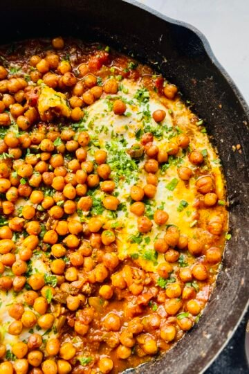 High Protein High Fiber Shakshuka with Chickpeas and Toast
