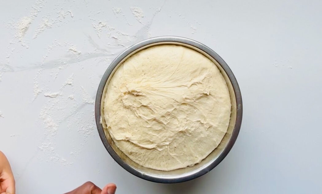 Soft & Fluffy Garlic Herb Dinner Rolls