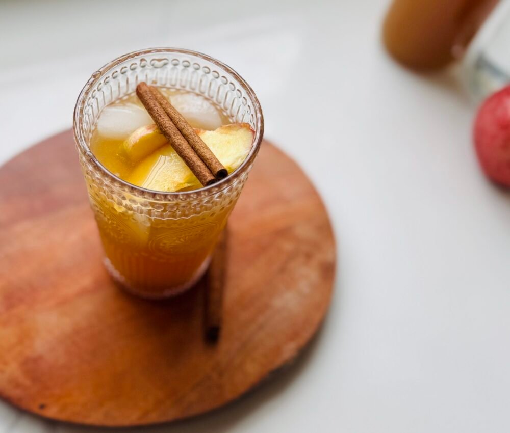 Pumpkin Spice Apple Fizz (Mocktail)