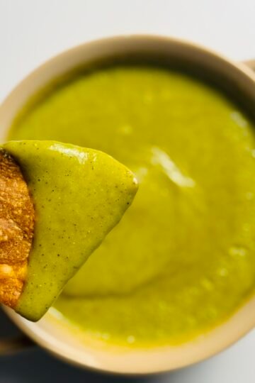 Quick Charred Tomatillo Salsa Verde