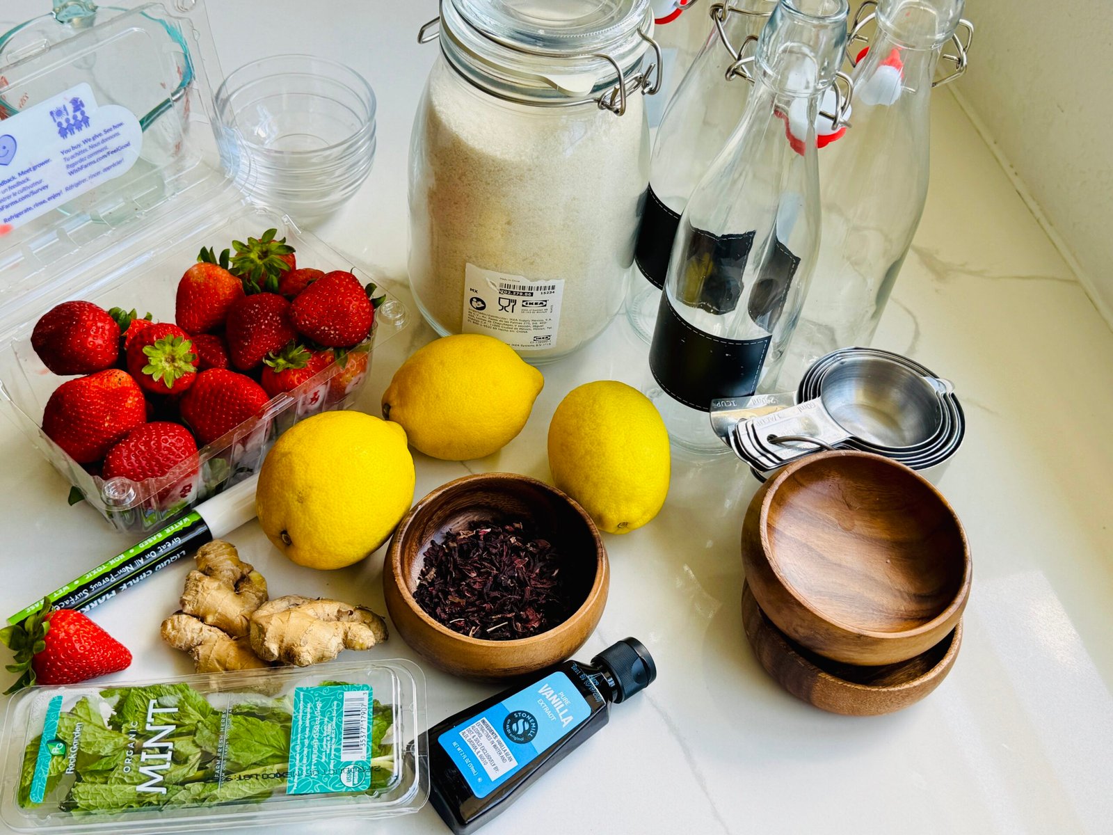 Ingredients to Make Flavored Syrups for Drinks